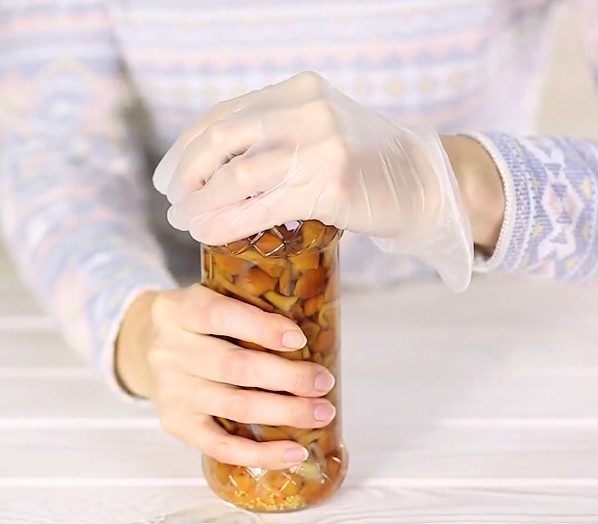 Mở nắp hũ thủy tinh trong tích tắc với những tuyệt chiêu cực đơn giản