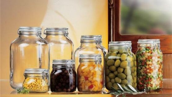 Vì sao nên đựng mật ong bằng hũ thủy tinh cao cấp?