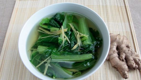 Nấu ngay món canh giải cảm chỉ với vài bước đơn giản