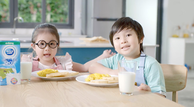Bữa sáng dinh dưỡng giúp bé tràn trề năng lượng