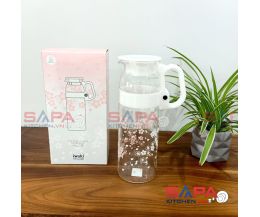 Bình nước thủy tinh  Iwaki 1.3L có tay Sakura